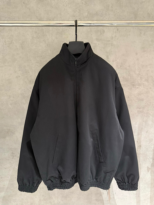 バレンシアガ 中綿ジャケットオーバーサイズ・ウインドブレーカー