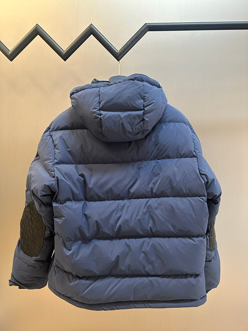 ボッテガ・ヴェネタスーパーコピー ダウンジャケット柔らかい肌触り