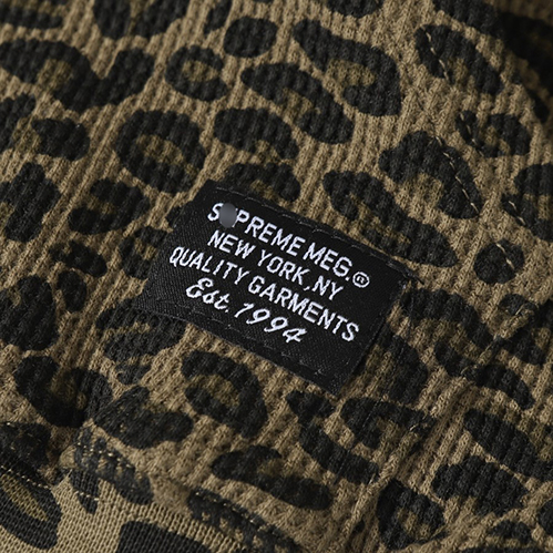 シュプリーム スーパーコピーフードジャケット パーカーアウター日常からストリート