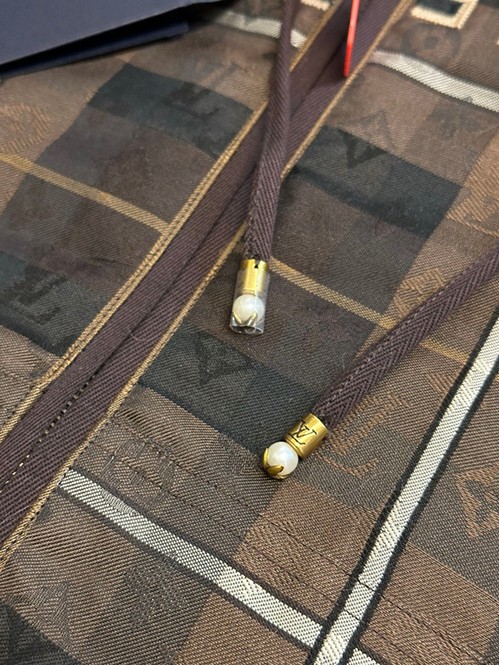 ルイ・ヴィトンスーパーコピー ジャケットアウター圧倒的な存在感