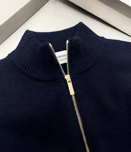 トム ブラウンスーパーコピー レディース ニットセーター三本線アームバンド