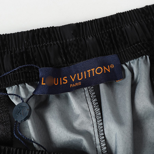 ルイヴィトンスウェットパンツモノグラムデザイン