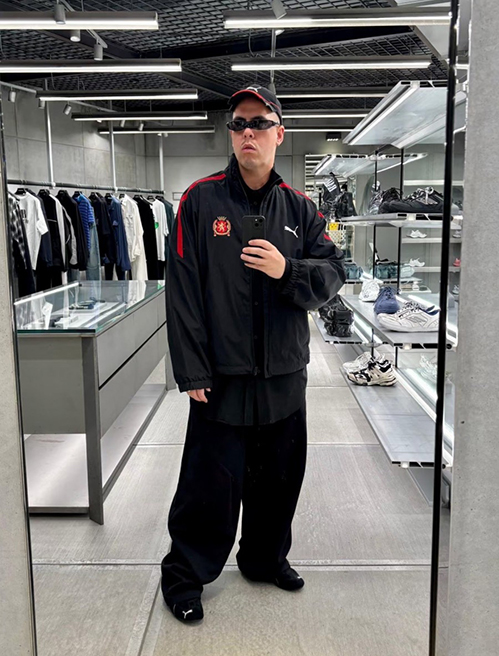 バレンシアガ &times; プーマコラボ スウェットパンツ