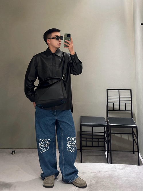 ロエベ スーパーコピーレザージャケット アウター合皮素材