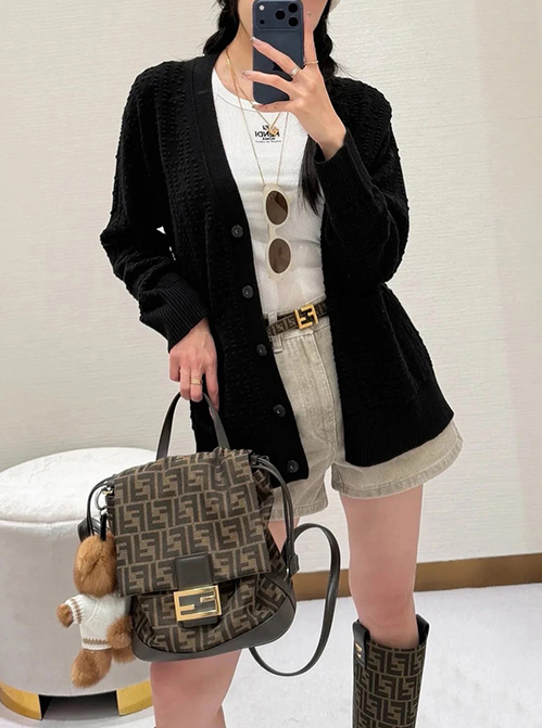 フェンディスーパーコピー ニットカーディガンカジュアルデザイン