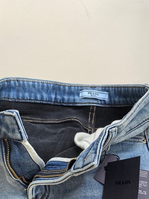 プラダ レディース デニムパンツスリムシルエット