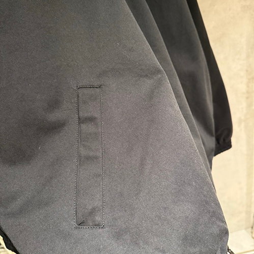 バレンシアガ 中綿ジャケットオーバーサイズ・ウインドブレーカー