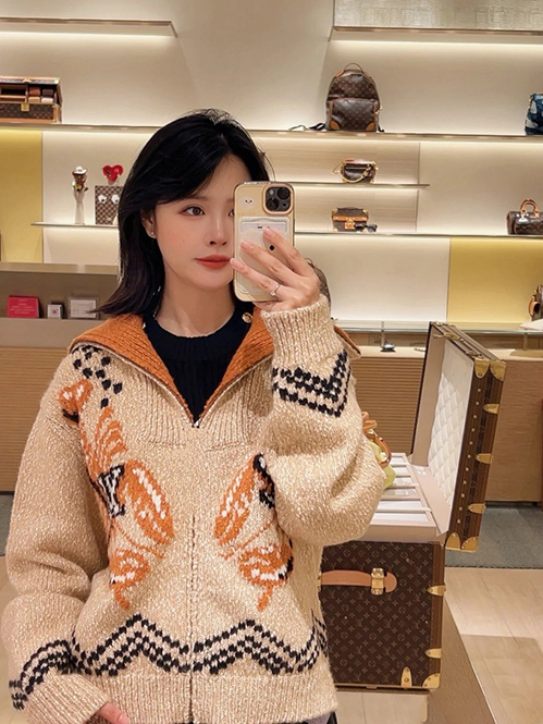 ルイ・ヴィトン ニットジャケット アウターアイコニックな感性