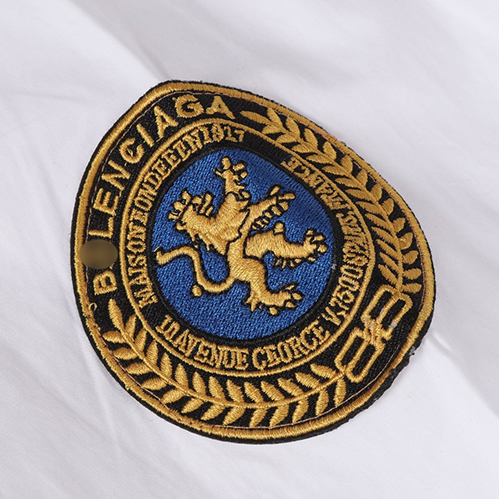 バレンシアガスーパーコピー メンズ／レディース シャツ左胸ポケット ロゴ