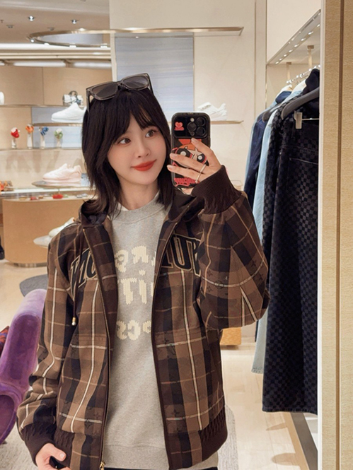 ルイ・ヴィトンスーパーコピー ジャケットアウター圧倒的な存在感