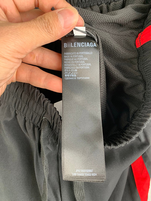 バレンシアガ &times; プーマコラボ スウェットパンツ