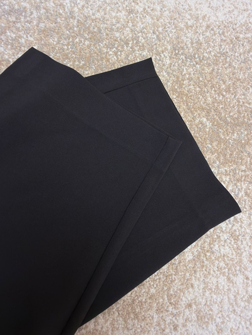 ロエベ スーパーコピーチノパンツ若々しいスタイル