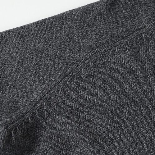 モンクレール 上質ニット セーター