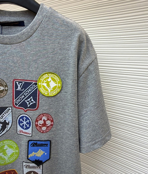 ルイ・ヴィトン メンズ・レディース 半袖Tシャツ存在感あふれる