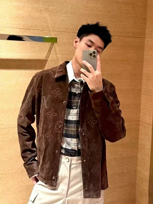 ルイ・ヴィトンスーパーコピー エレガント 中綿 ジャケットアウター