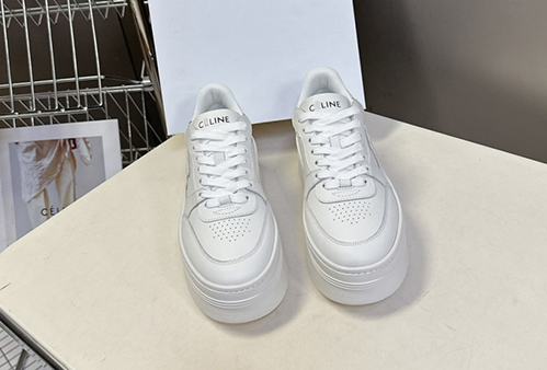 セリーヌスーパーコピーレディース スニーカー レーサー ロートップ ビブラム