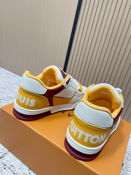 ルイ・ヴィトンスーパーコピーメンズ  バターソフト モノグラム スニーカー リミテッド