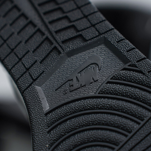 ナイキメンズ レディース デイブレイク クラシック モデルスニーカー