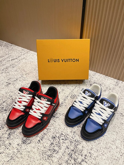 ルイ・ヴィトンスーパーコピーメンズ レディースモノグラム バターソフト スニーカー 限定モデル
