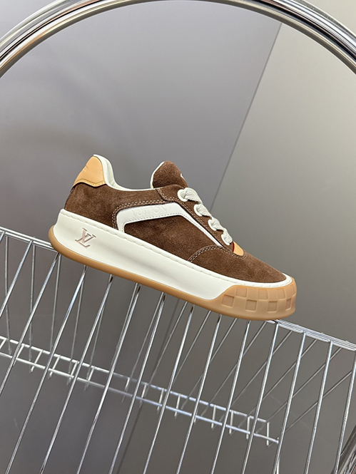 ルイ・ヴィトンメンズ レディース バターソフト モノグラム デザイン スニーカー