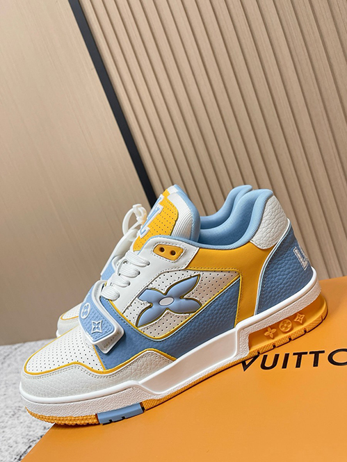 ルイ・ヴィトンスーパーコピーメンズ  バターソフト モノグラム スニーカー リミテッド