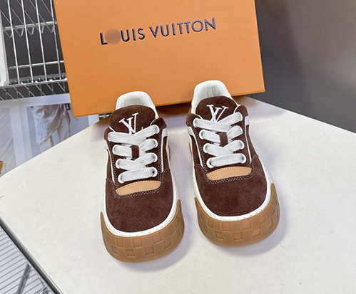 ルイ・ヴィトンメンズ レディース バターソフト モノグラム デザイン スニーカー