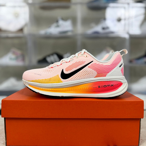 ナイキメンズ レディースデイブレイク モデルスニーカー