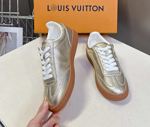 ルイ・ヴィトンスーパーコピーレディース バターソフト スニーカー 限定モデル