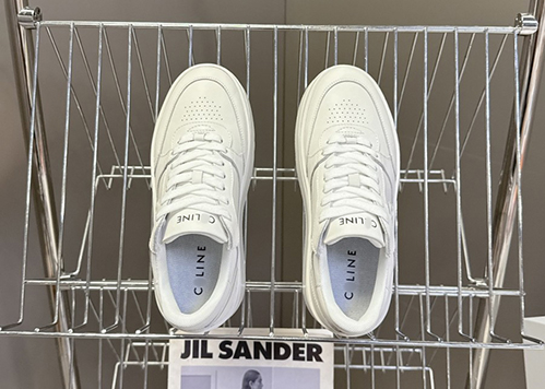 セリーヌスーパーコピーレディース スニーカー レーサー ロートップ ビブラム