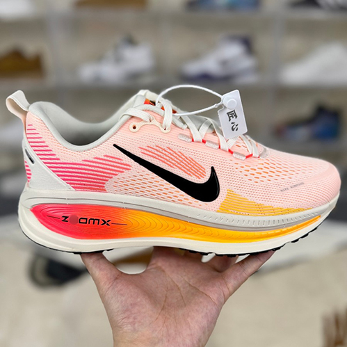 ナイキメンズ レディースデイブレイク モデルスニーカー