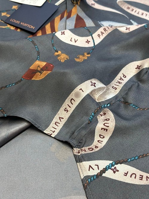 ルイ・ヴィトンメンズ レディース キーポル ボストンバッグ デニムシャツ