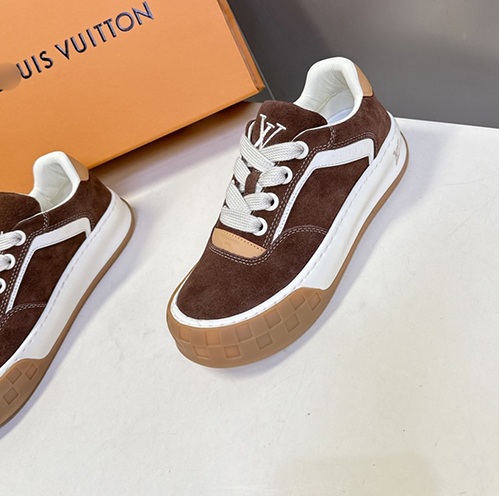 ルイ・ヴィトンメンズ レディース バターソフト モノグラム デザイン スニーカー