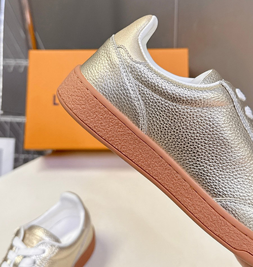 ルイ・ヴィトンスーパーコピーレディース バターソフト スニーカー 限定モデル