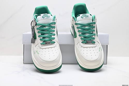 ナイキ Xノースフェイスデイブレイク 軽量 モデルスニーカー