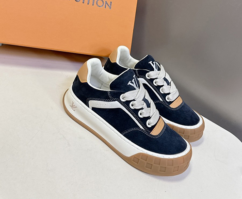 ルイ・ヴィトンメンズ レディース バターソフト モノグラム デザイン スニーカー