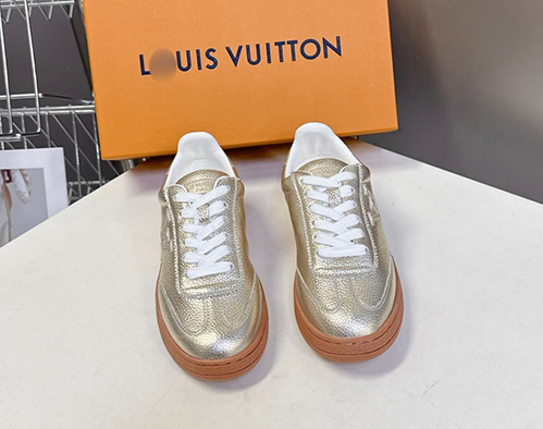 ルイ・ヴィトンスーパーコピーレディース バターソフト スニーカー 限定モデル