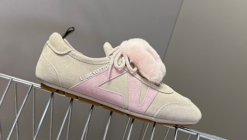 ルイ・ヴィトン スーパーコピーバター ソフト スニーカー モノグラム リミテッドエディション