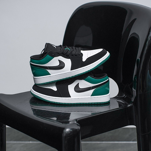 ナイキメンズ レディース デイブレイク クラシック モデルスニーカー