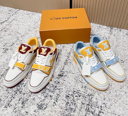 ルイ・ヴィトンスーパーコピーメンズ  バターソフト モノグラム スニーカー リミテッド