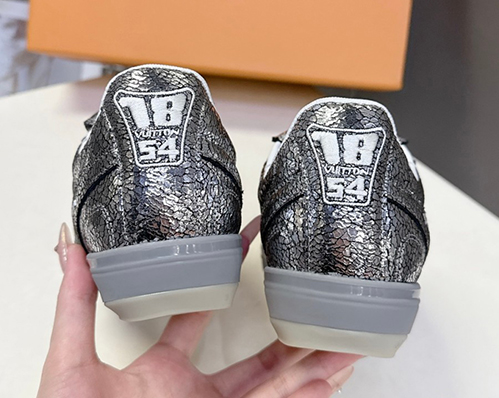 ルイ・ヴィトンメンズ レディース モノグラム バターソフト スペシャルエディション