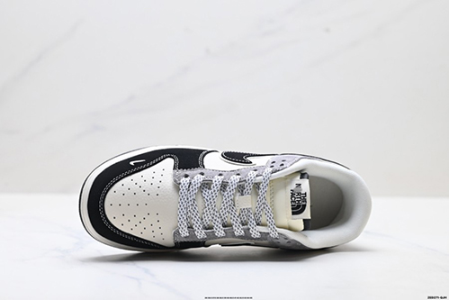 ナイキxノースフェイスメンズ レディース デイブレイク レトロスニーカー