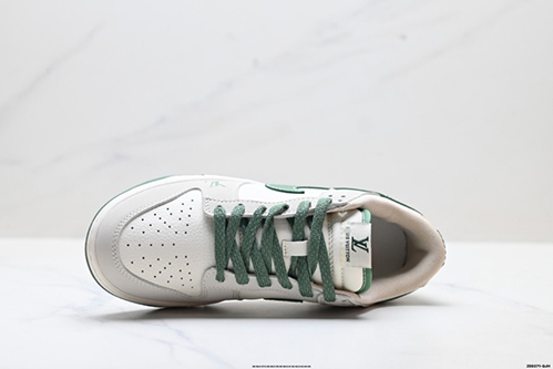 ナイキX ルイ・ヴィトンデイブレイク レトロラン モデルスニーカー