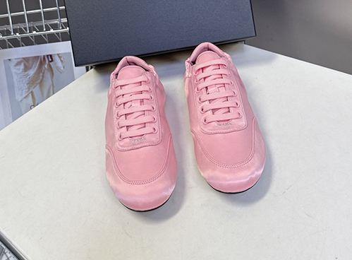 プラダ スーパーコピーコラプス レディース スニーカー