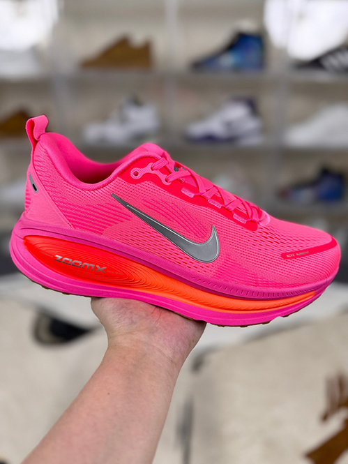 ナイキ メンズ レディースデイブレイク ユニセックス ランニングスニーカー