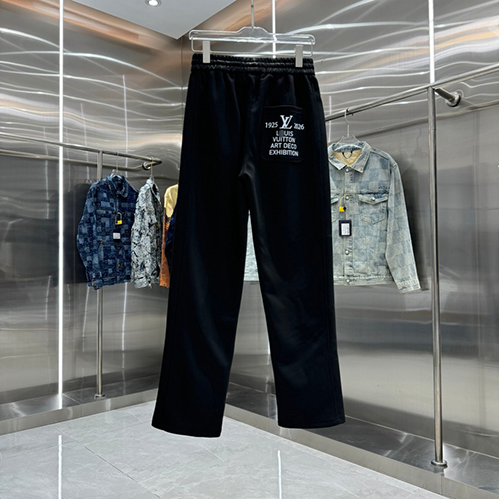 ルイ・ヴィトン スウェットパンツ。快適な履き心地とラグジュアリーなデザインを両立