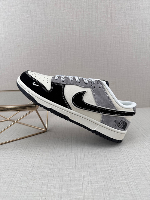 ナイキ &times; ノースフェイスメンズ レディース デイブレイク メンズカジュアル モデルスニーカー
