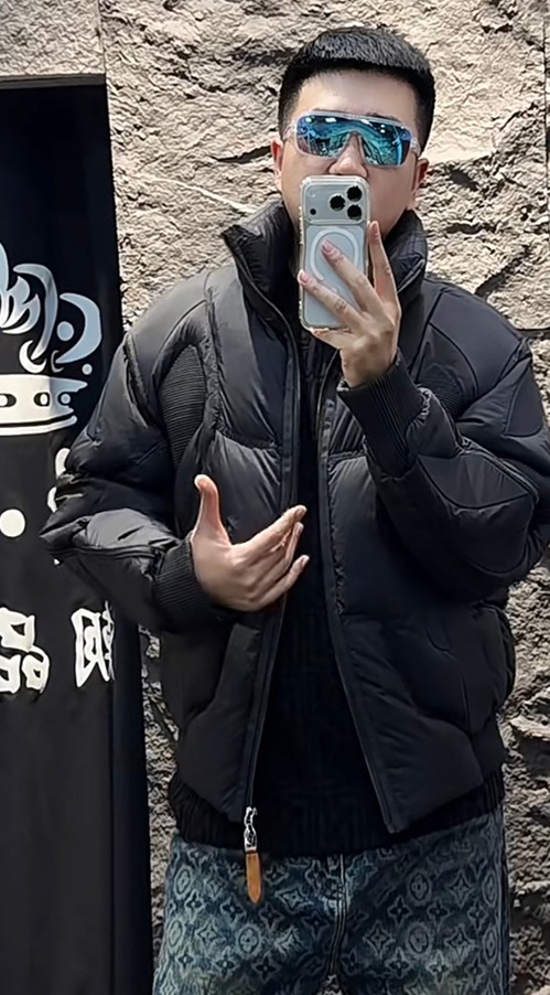 ルイ・ヴィトン ラグジュアリー 中綿 ジャケットアウター