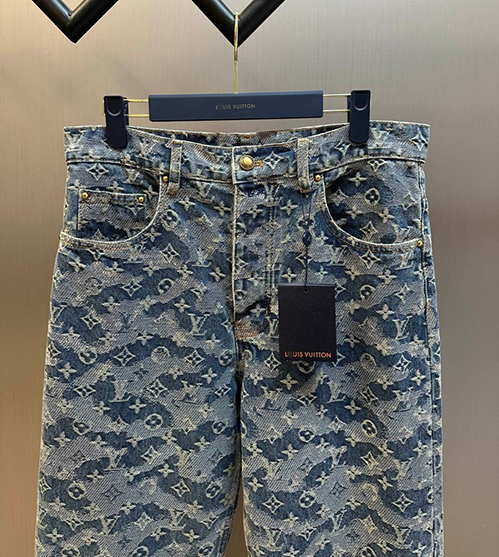 ルイ・ヴィトン スリムフィット デニムパンツ