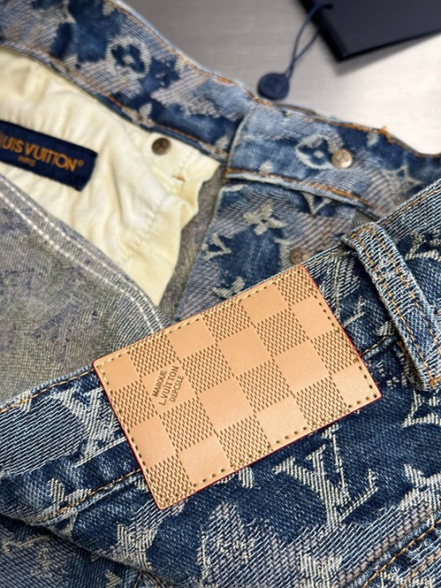 ルイ・ヴィトン スリムフィット デニムパンツ
