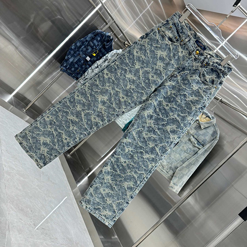 ルイ・ヴィトン ハイウエスト デニムパンツ